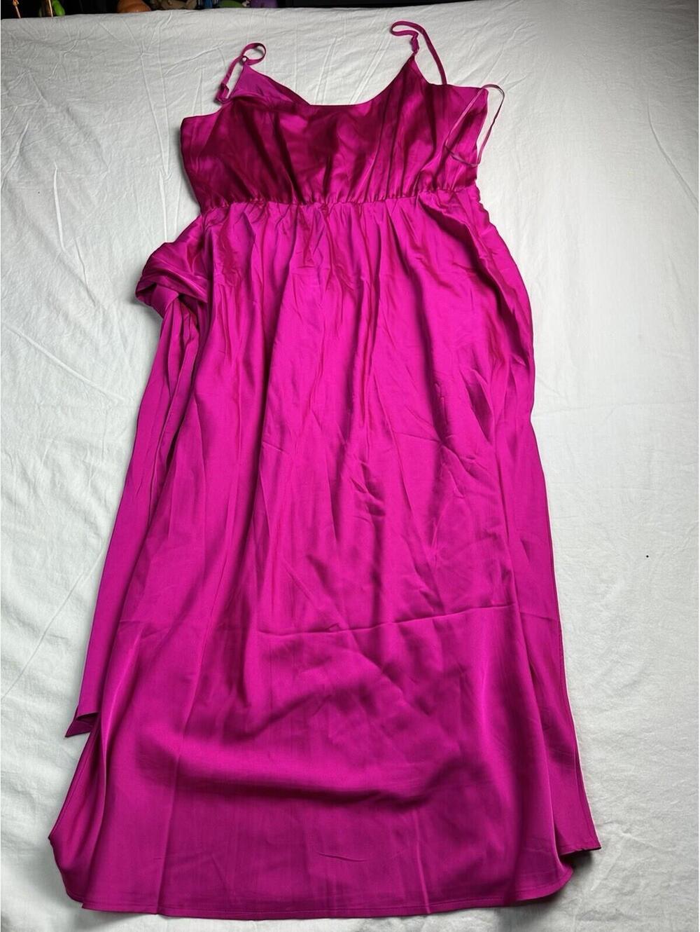 💖 Express Hot Pink Satin Wrap Midi Dress NWT Women M 11-14 💖 - Picture 7 of 10